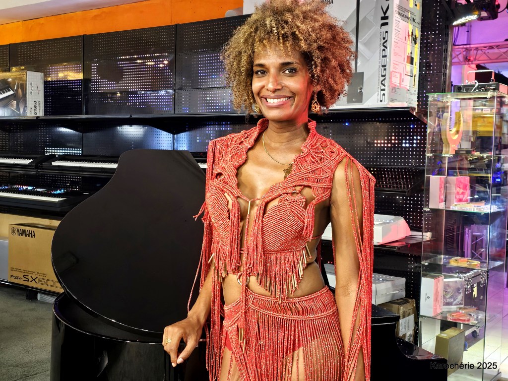 Louïz enflamme le Star Musik & Son avec &laquo;&nbsp;RÉYONEZ RACONTAZ&nbsp;&raquo;